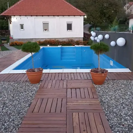 Country house Skriveni Raj *